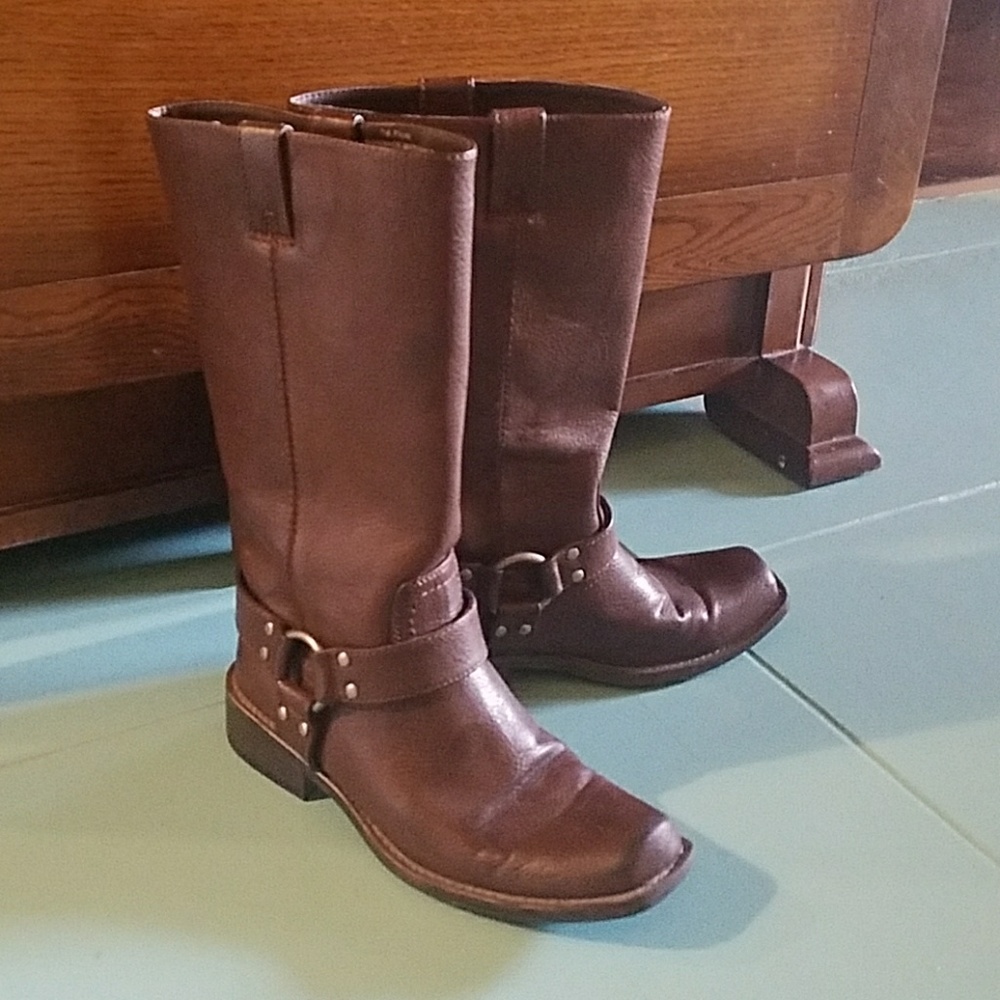 Nicole women's harness boots, brown, US size 7